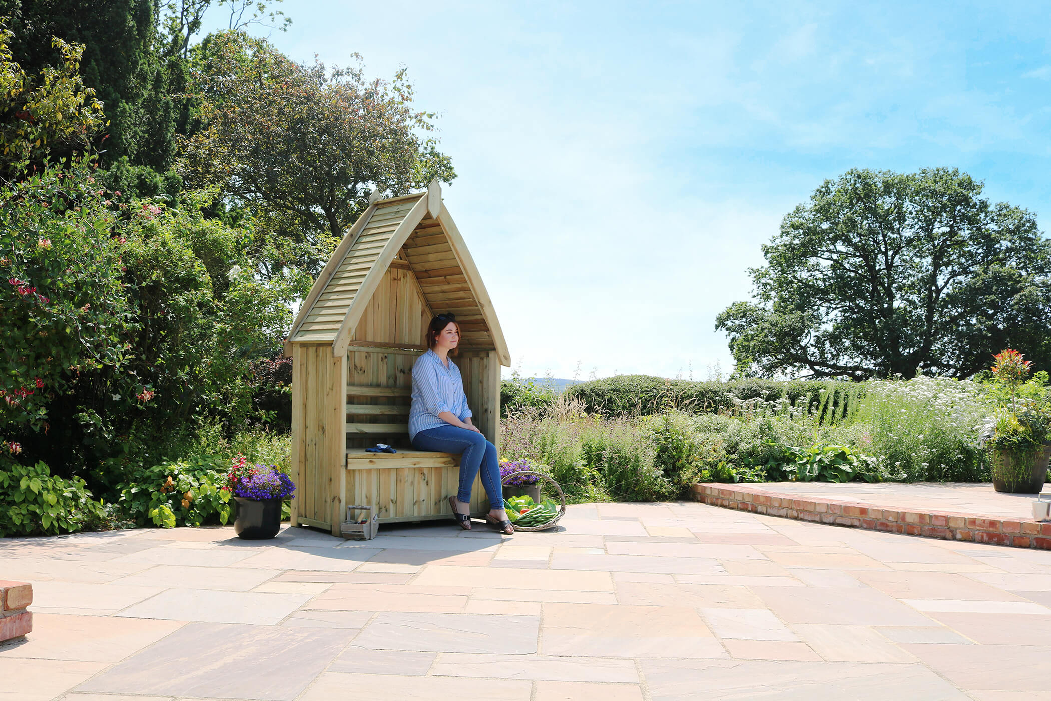 Arbour Rmt Cheltenham Arbour with Storage Box – Bow Garden Centre